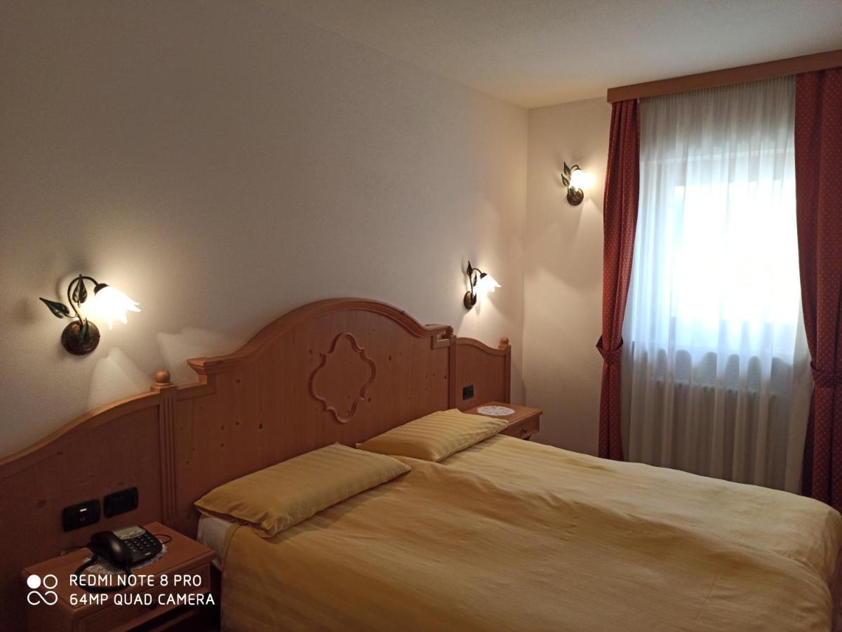 Affittacamere Villa Sole เฟียรา ดี พรีเมียโร ภายนอก รูปภาพ
